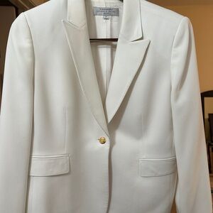 Tahari Women's Cream Blazer with Gold Button